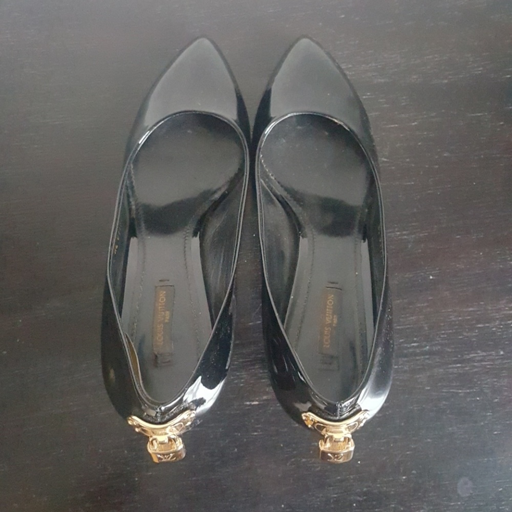 Louis Vuitton Women's Pumps